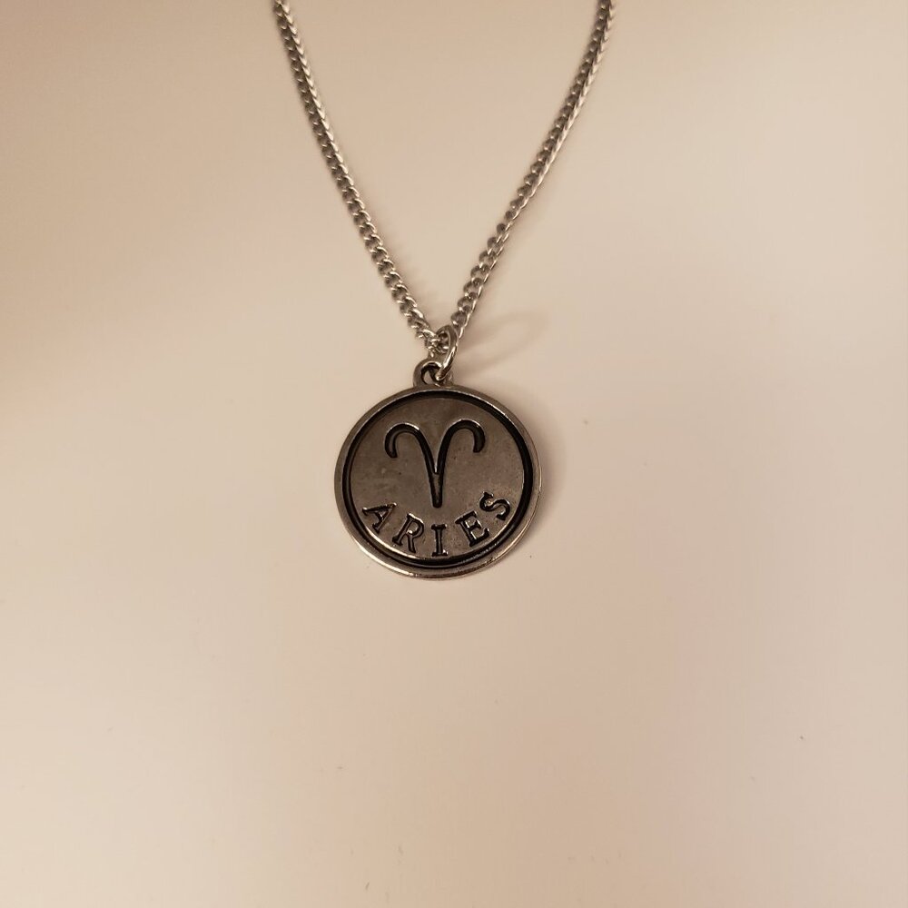 Aries Ram Zodiac Sign Necklace Pendant Horoscope New Silvertone Stainless Chain